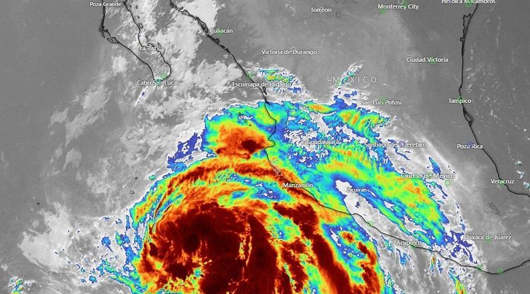 Continúan lluvias en Guerrero por amplia circulación de Celia